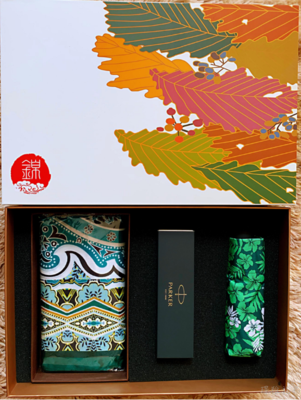 SAINTJOY上久楷女式真丝大方巾+派克（PARKER）签字笔+ 小巧便携折叠防晒防紫外线晴雨两用伞 （礼盒套装）